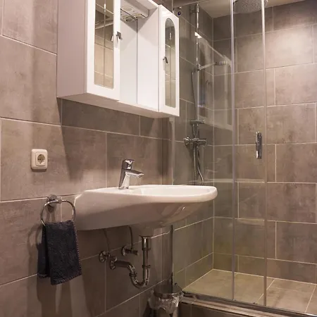 In - Zillertal 868 بيت للعطل *